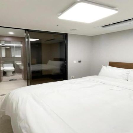 Donghae Oceancity Residence Hotel Exterior foto