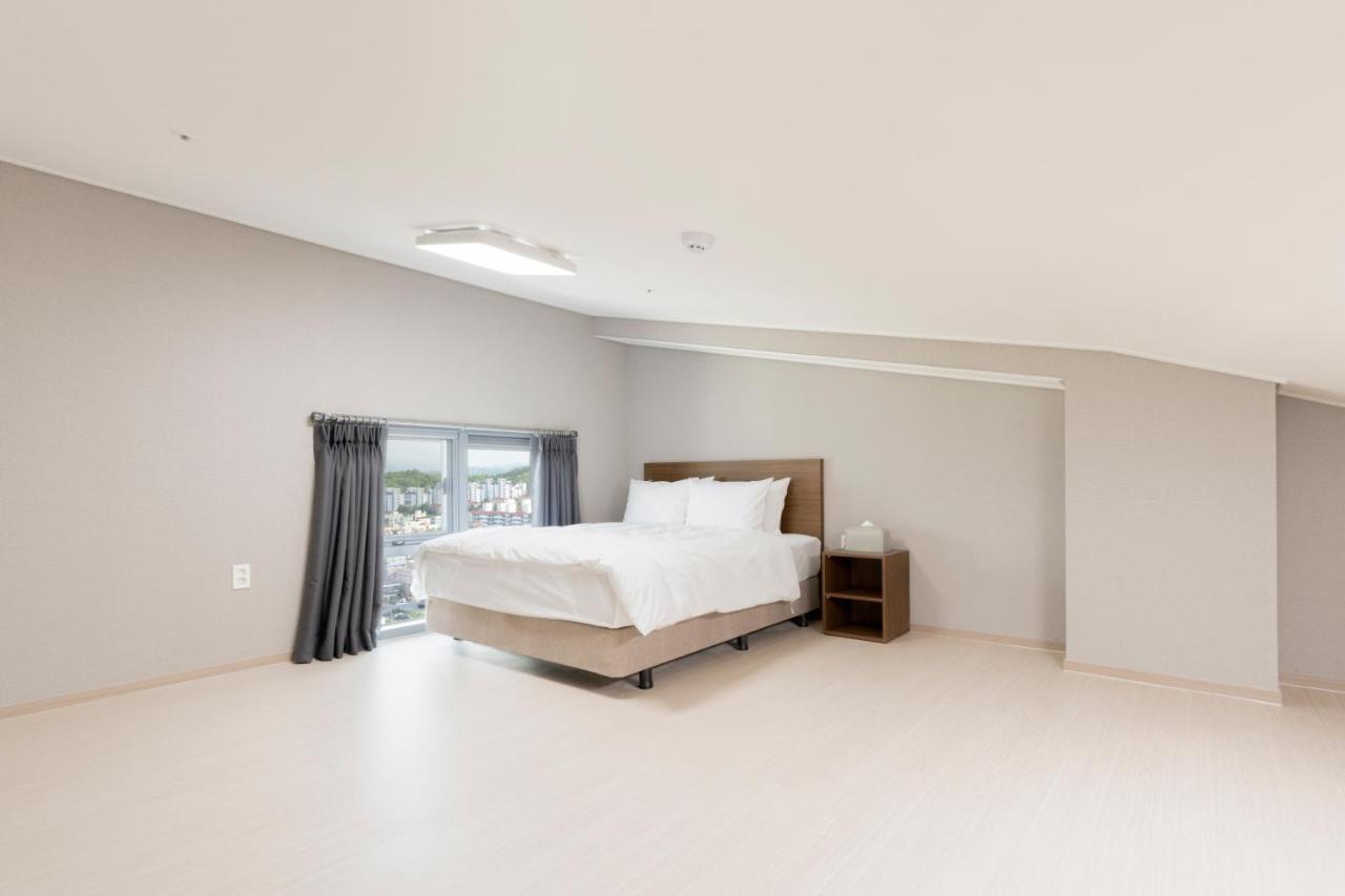 Donghae Oceancity Residence Hotel Exterior foto