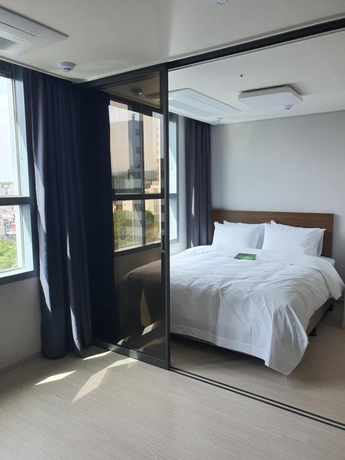 Donghae Oceancity Residence Hotel Exterior foto