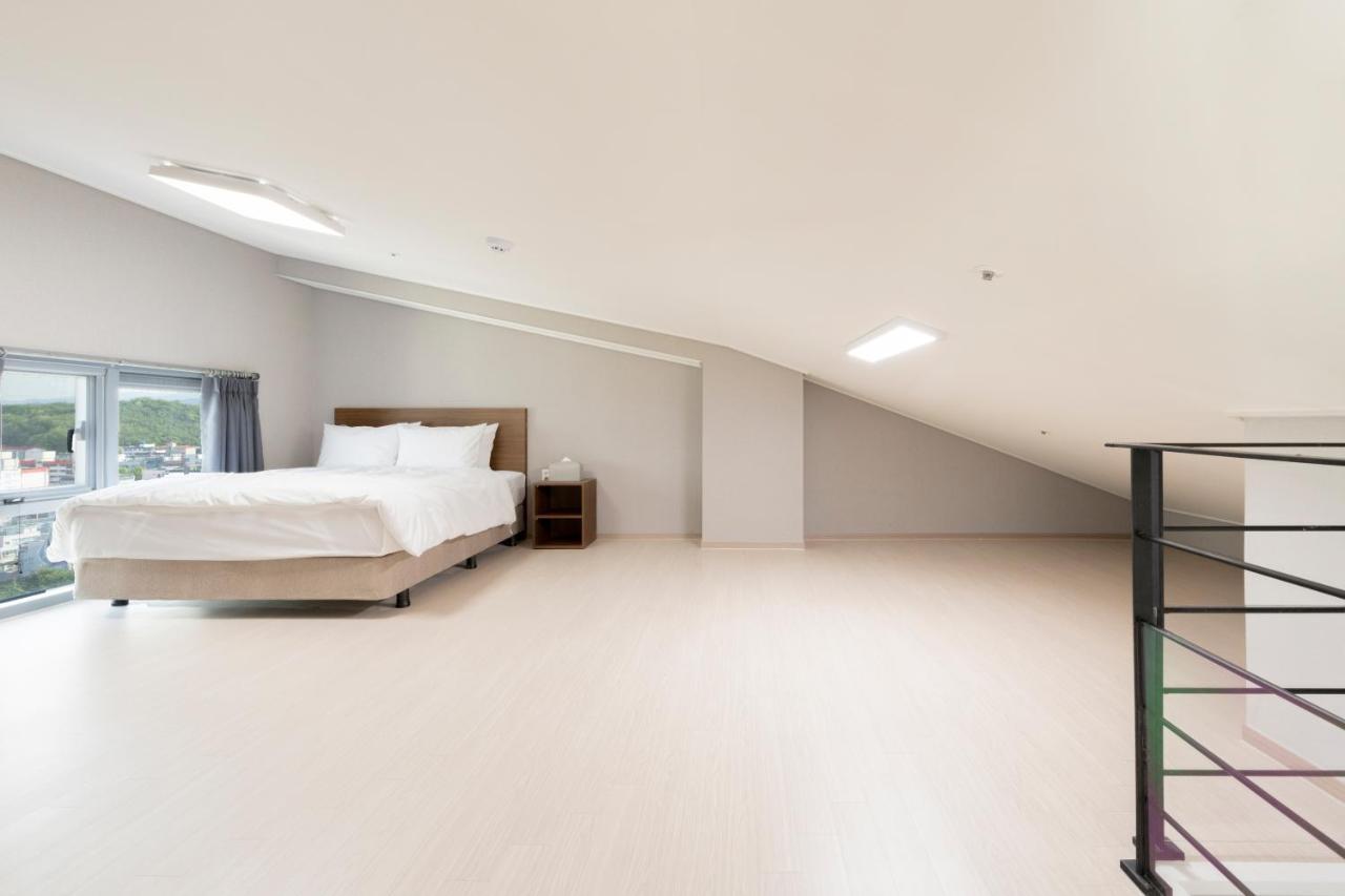 Donghae Oceancity Residence Hotel Exterior foto
